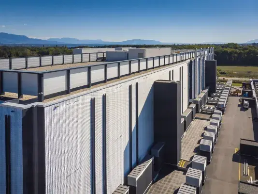 Expanded metal façade roofing seen from above 